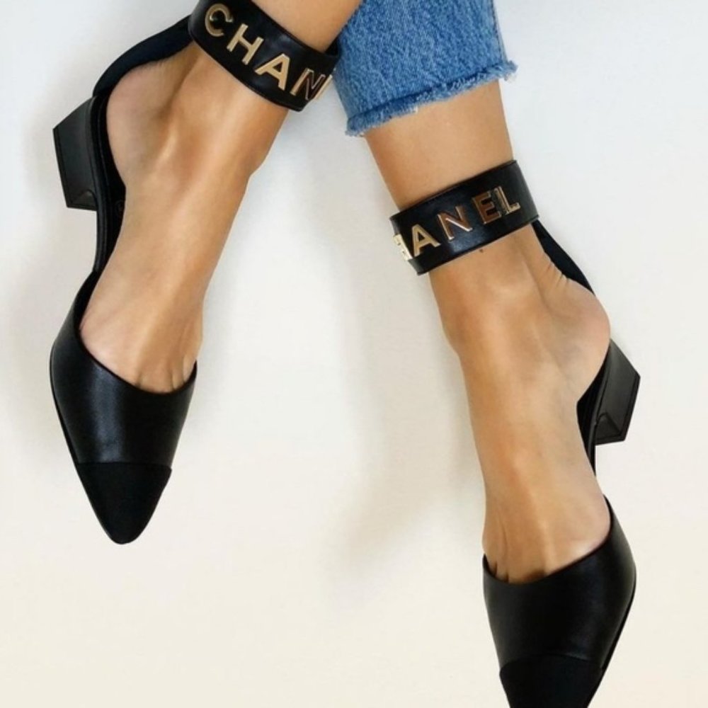 Chanel Black Ankle Strap Shoes with CHANEL in Gold Size 36 1/2C